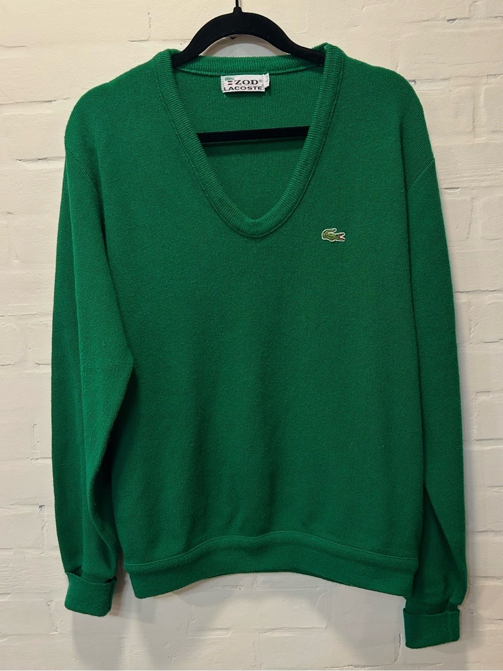 Vintage 80’s IZOD Lacoste Kelly Green V-Neck Crocodile Sweater Men’s L Unisex